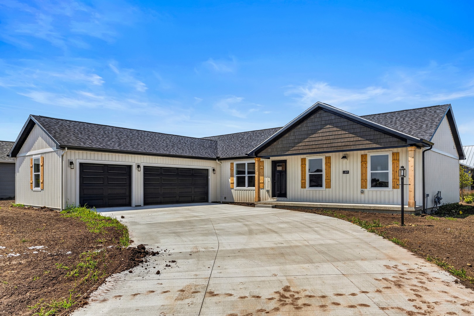 407 Jerin Drive Property Photo 1