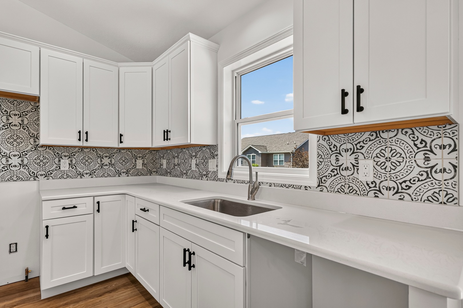 407 Jerin Drive Property Photo 15