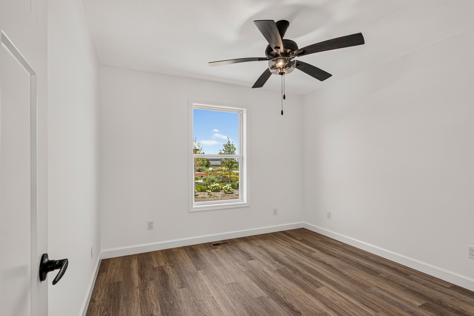 407 Jerin Drive Property Photo 22