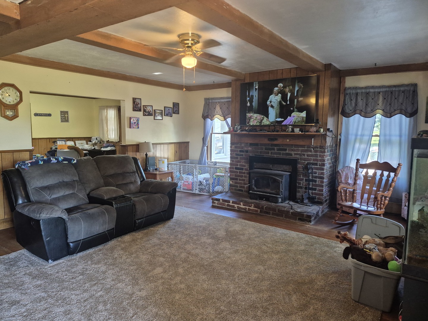 1201 Fairview Road Property Photo 5