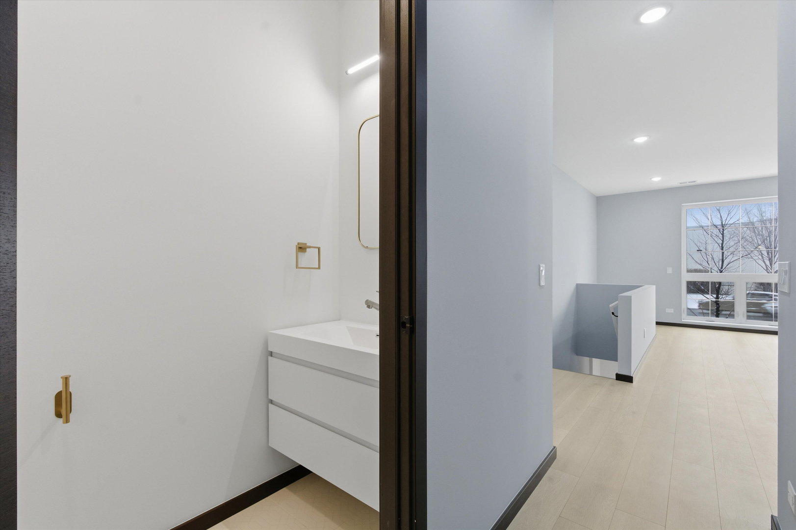 5830 N Lincoln Avenue 1e Property Photo 6