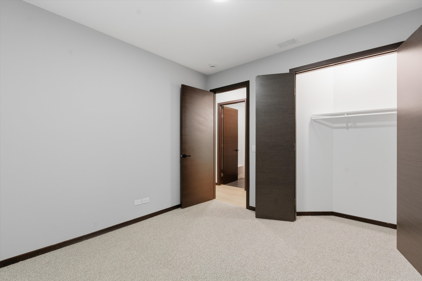 5830 N Lincoln Avenue 1e Property Photo 19