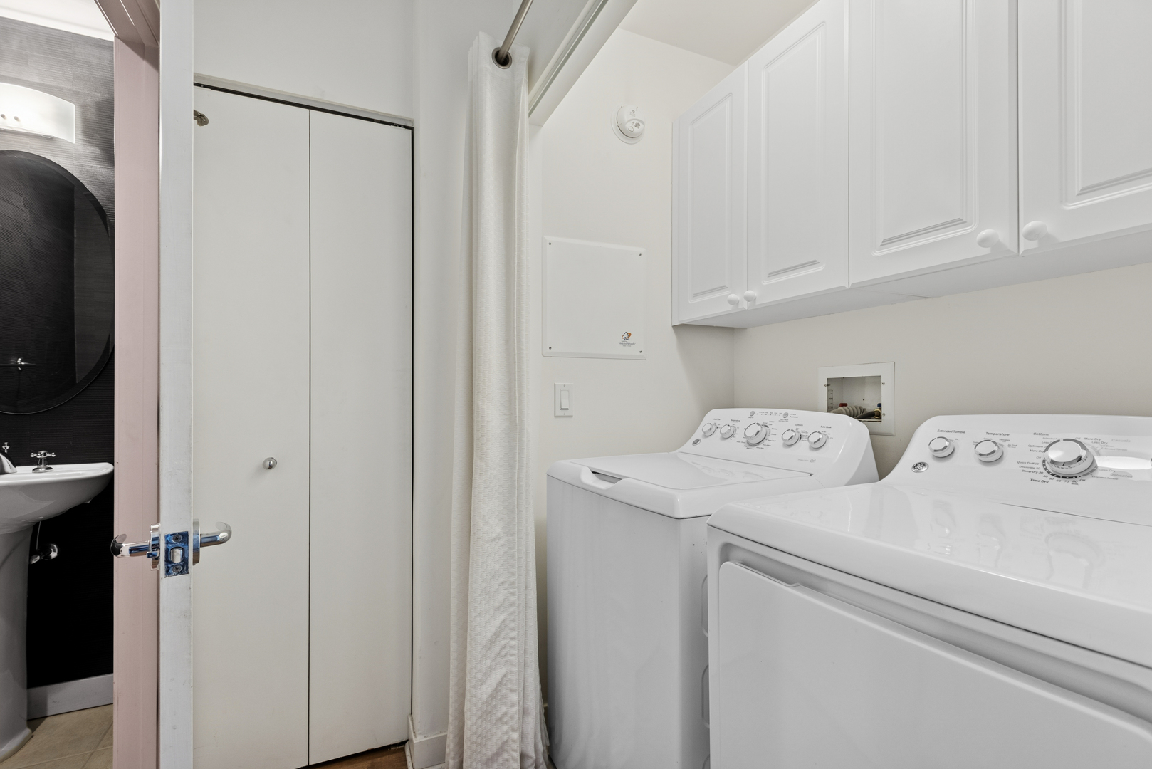 737 W Washington Boulevard 1003 Property Photo 15