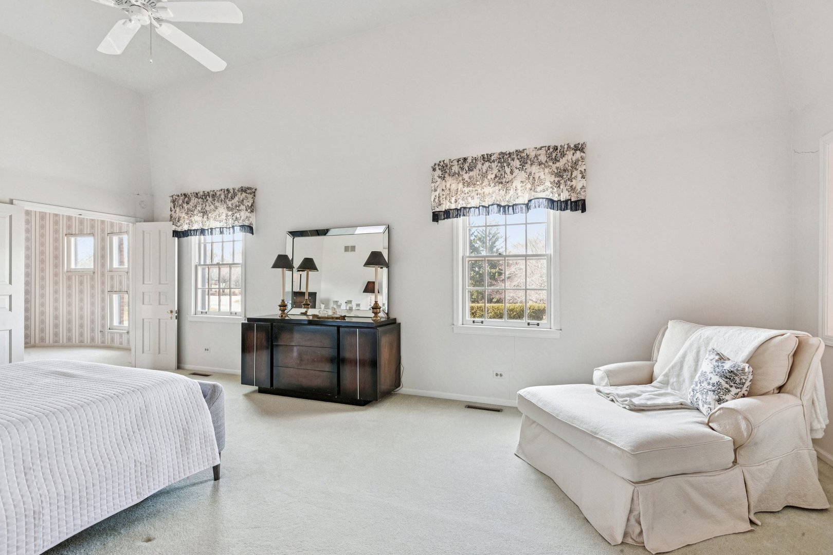 545 Windsor Road Property Photo 35