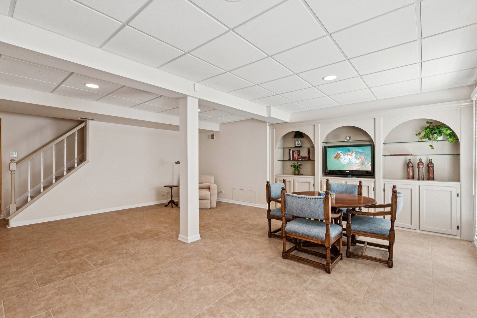 545 Windsor Road Property Photo 56