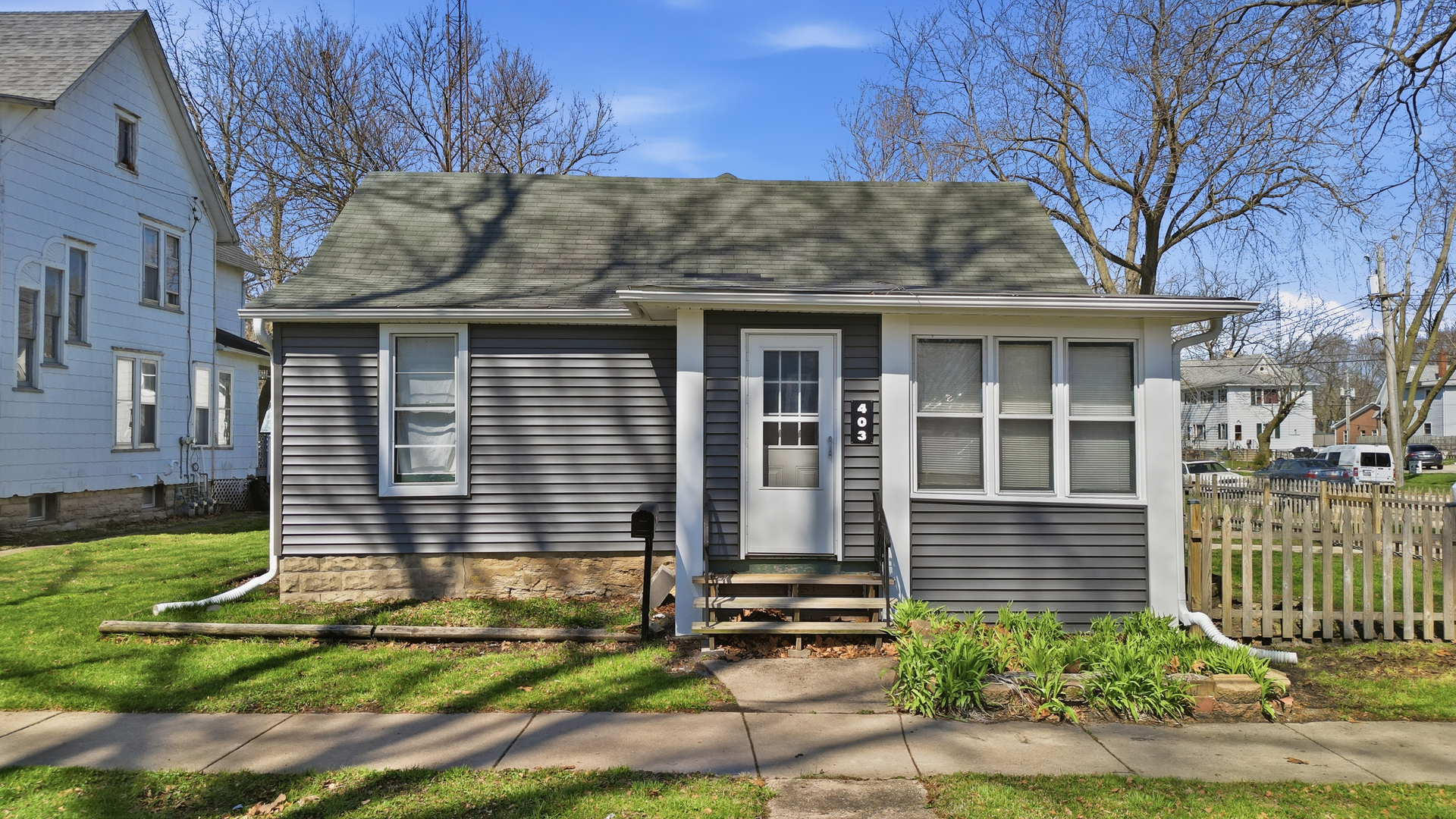 403 S 8th Street Property Photo 1