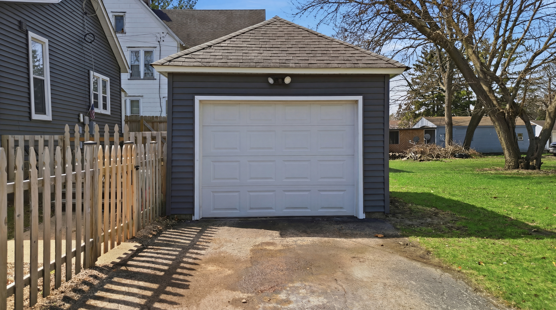 403 S 8th Street Property Photo 6