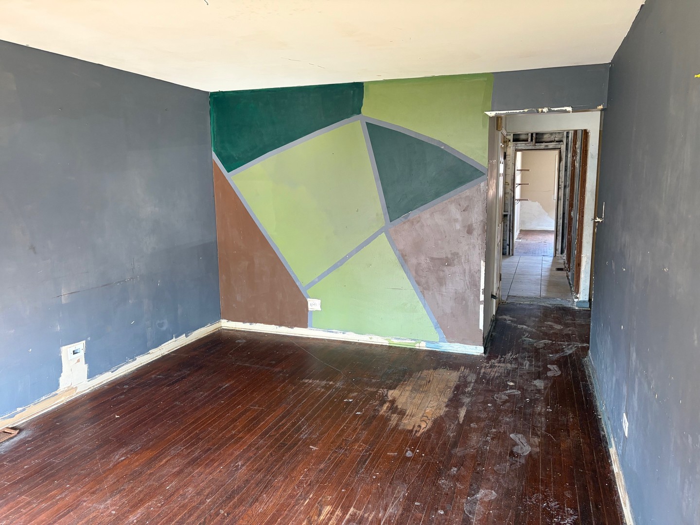 15129 Lexington Avenue Property Photo 2