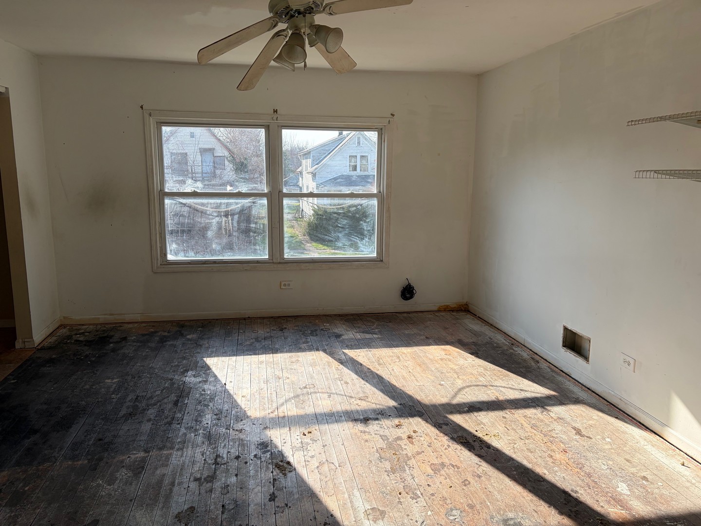 15129 Lexington Avenue Property Photo 10