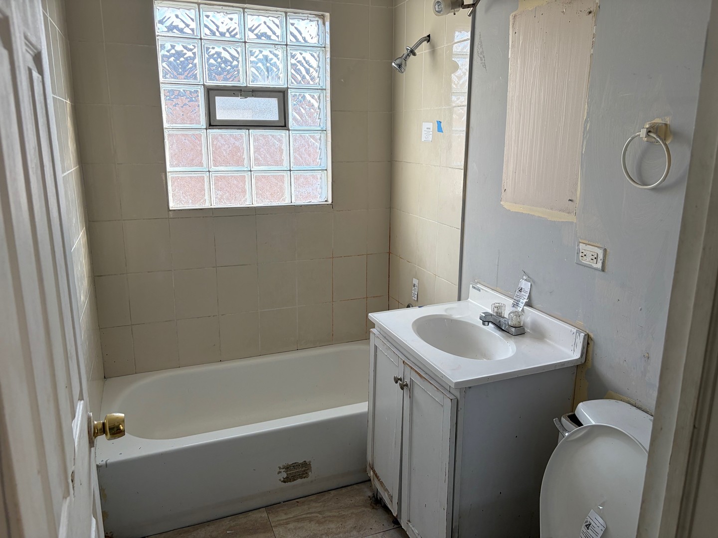 15129 Lexington Avenue Property Photo 12