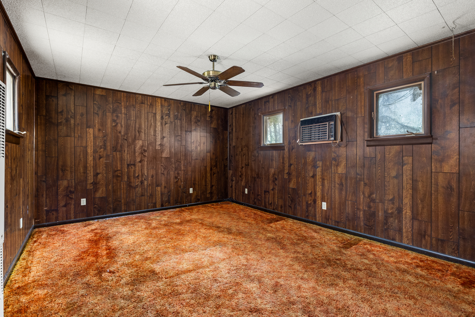 718 Warren Avenue Property Photo 11