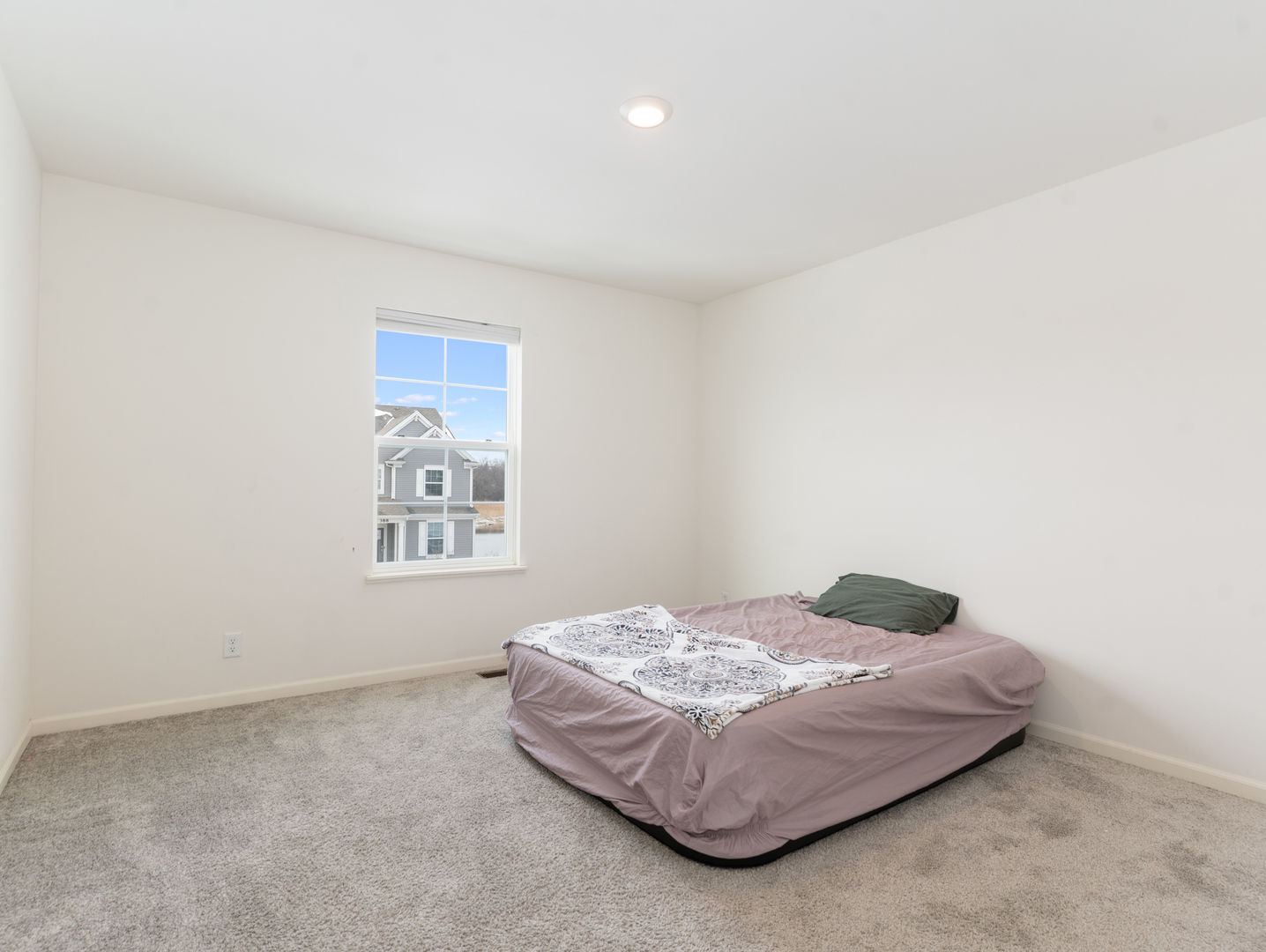 387 S Pointe Avenue Property Photo 22