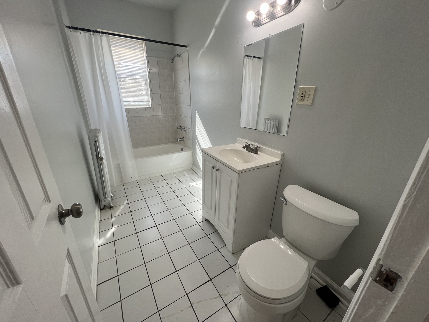 2047 E 68th Street 3w Property Photo 6