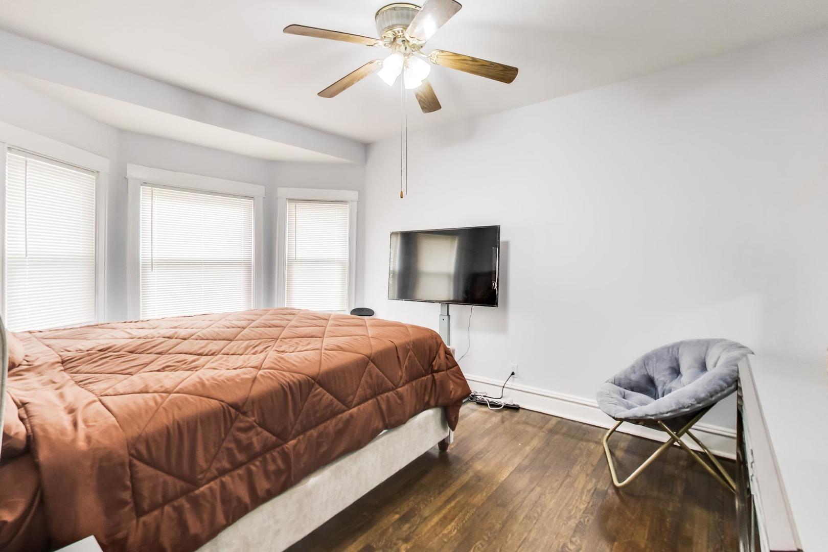 28 N Lockwood Avenue Property Photo 15