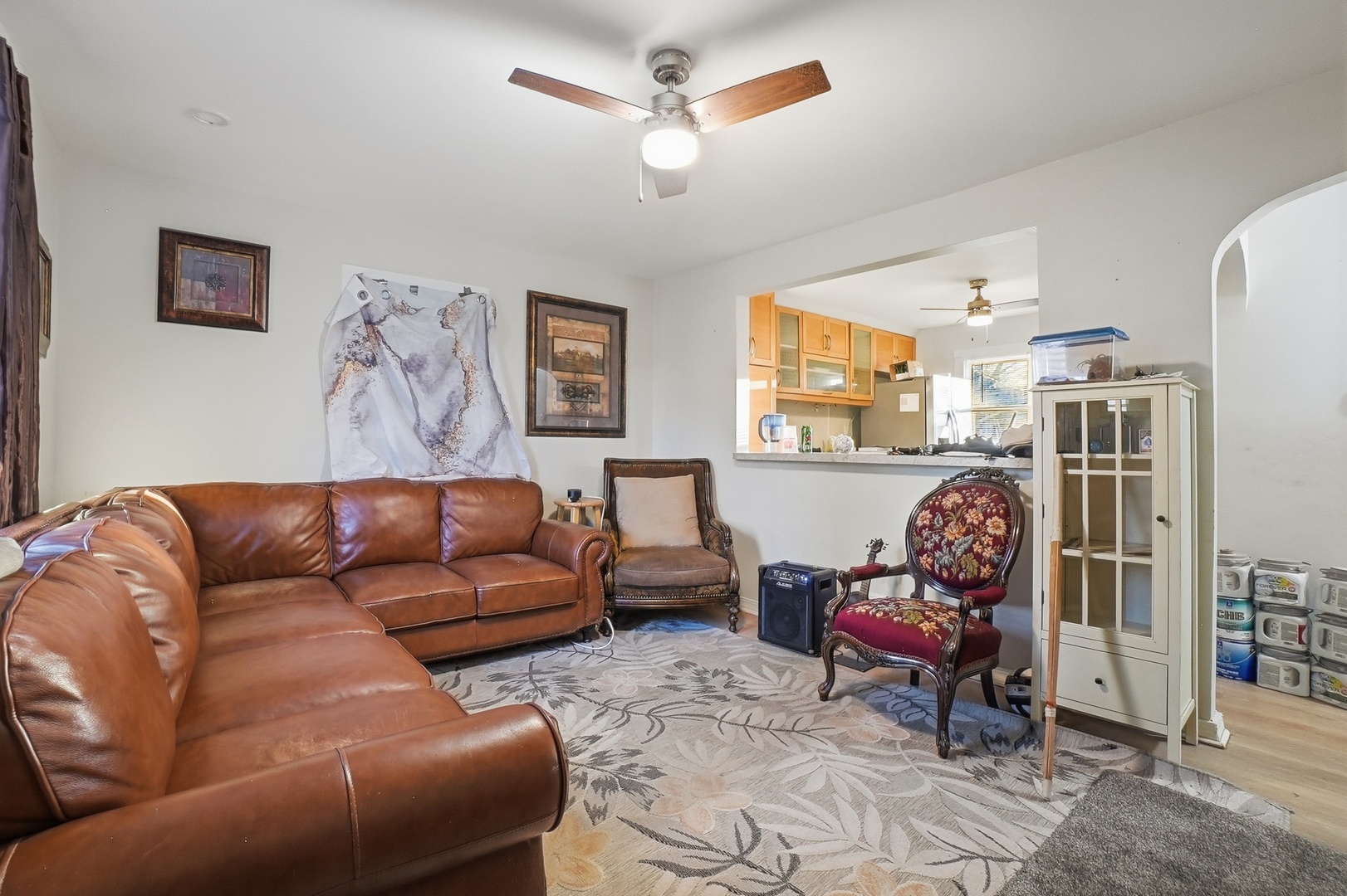 215 Barr Elms Avenue Property Photo 6