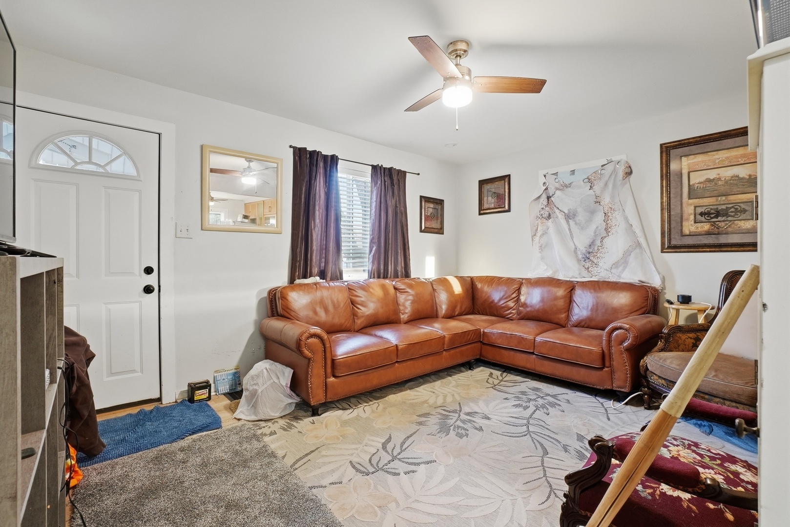215 Barr Elms Avenue Property Photo 7