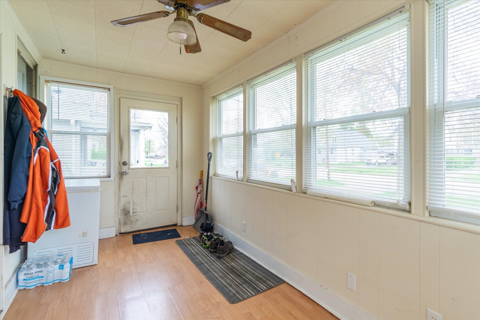 439 Broadway Street Property Photo 3