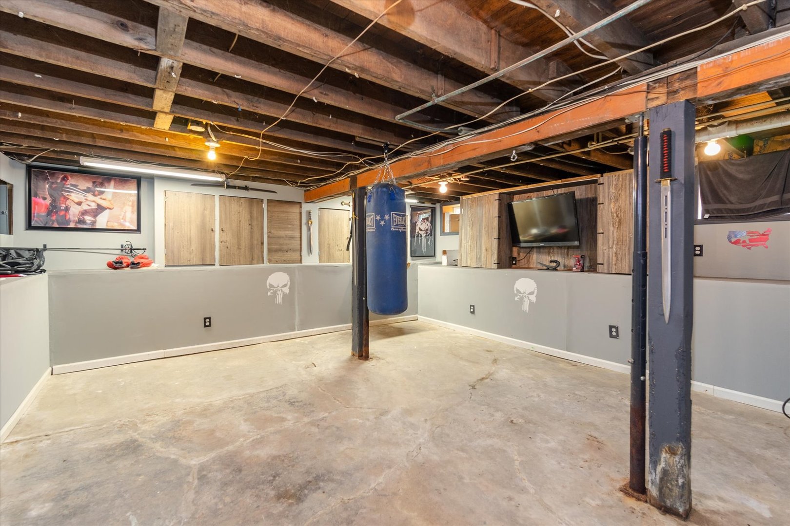 439 Broadway Street Property Photo 13