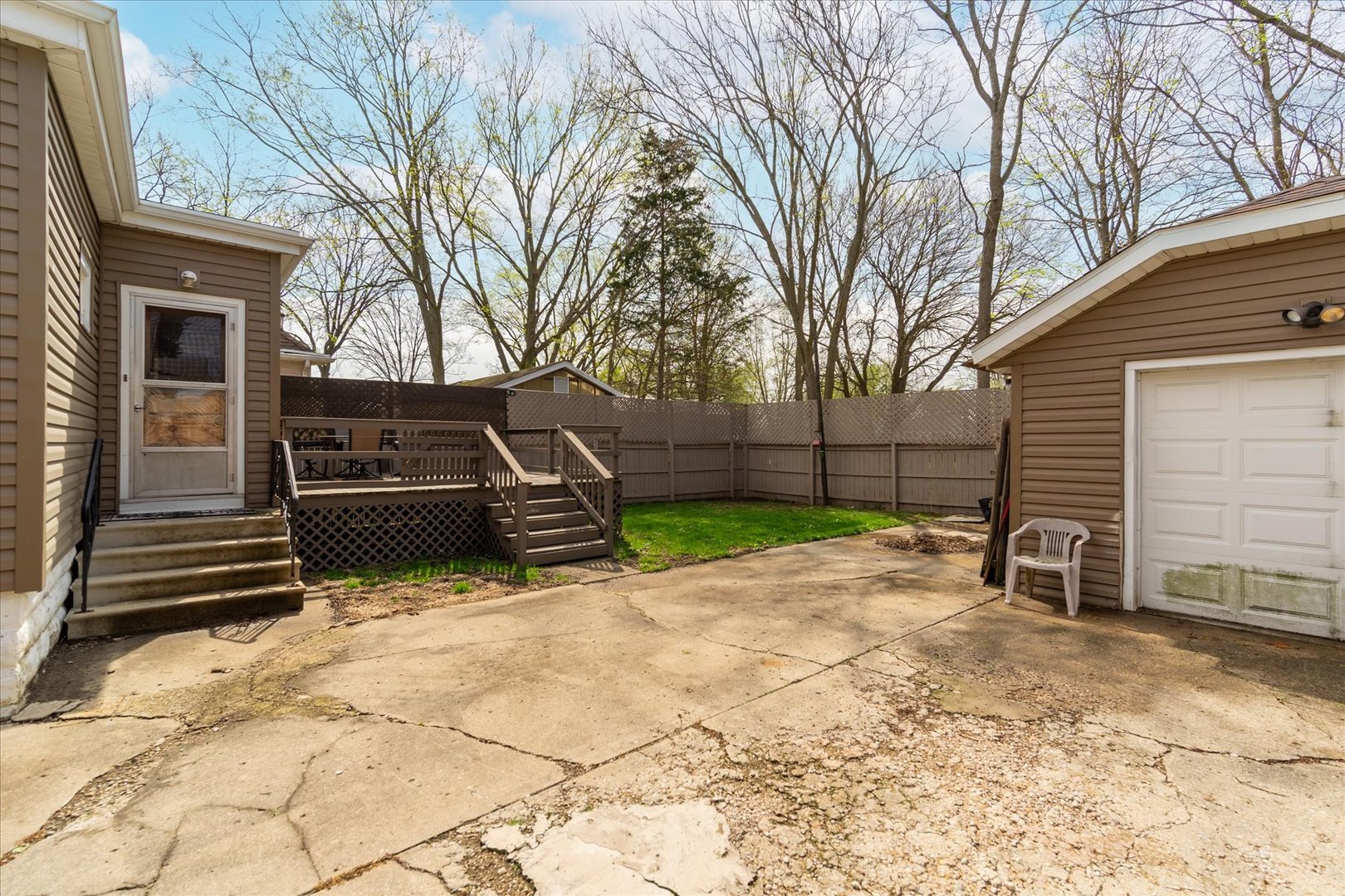 439 Broadway Street Property Photo 15