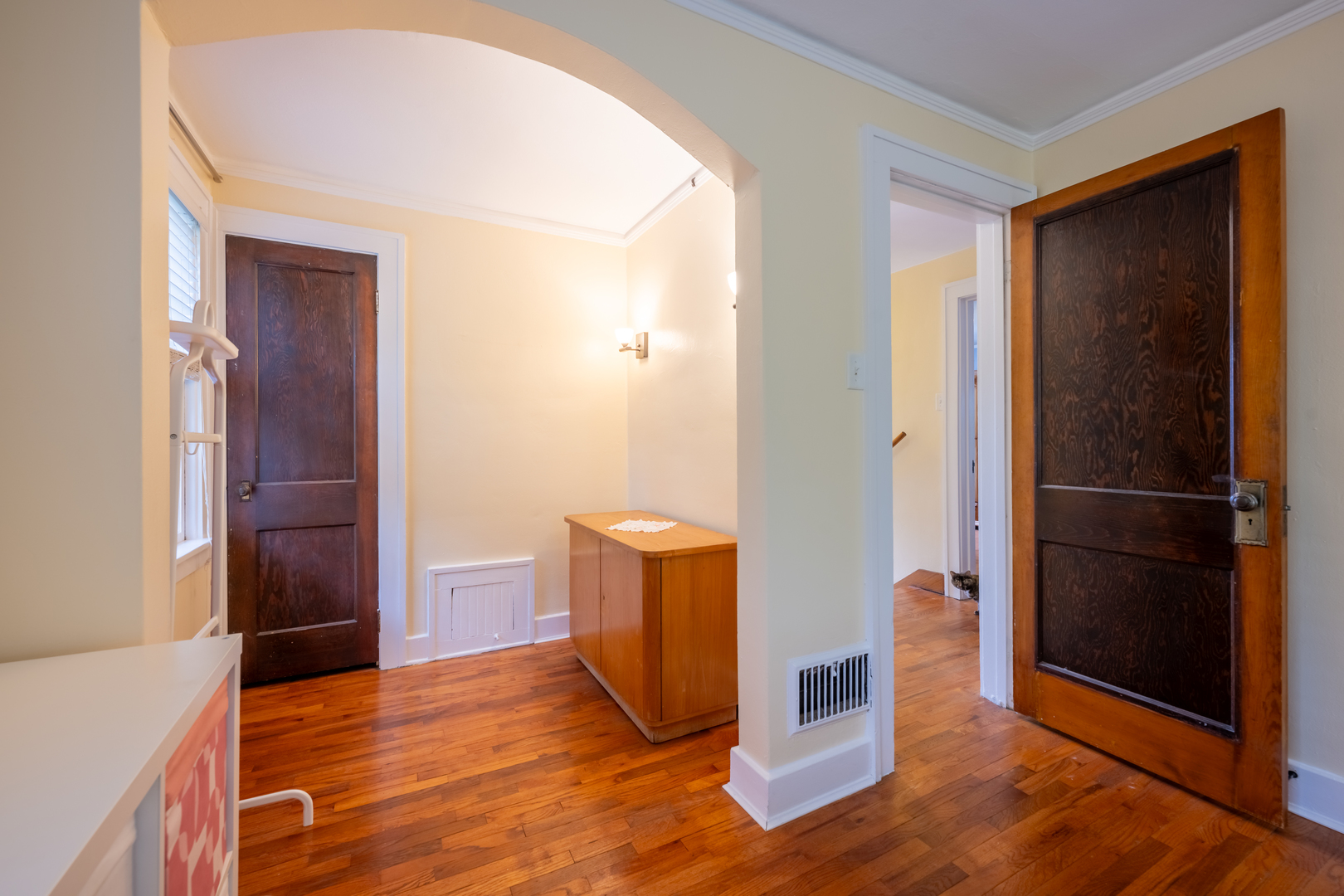 607 S New Street Property Photo 16
