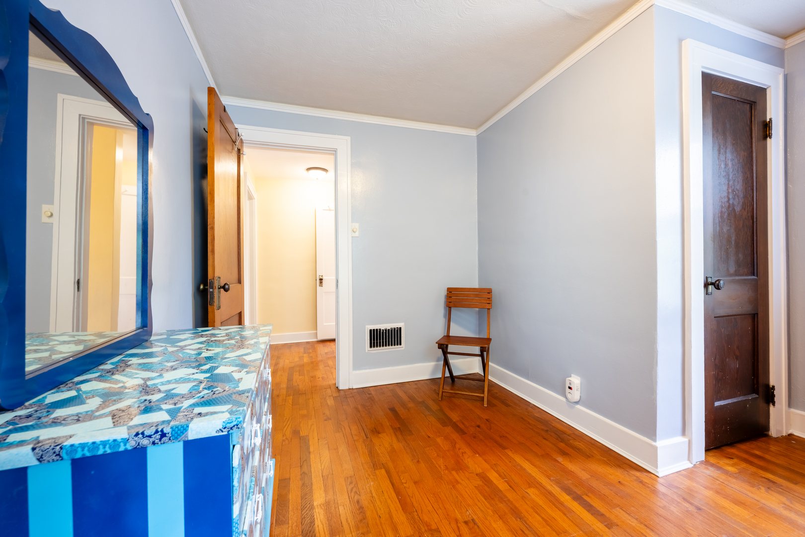 607 S New Street Property Photo 20