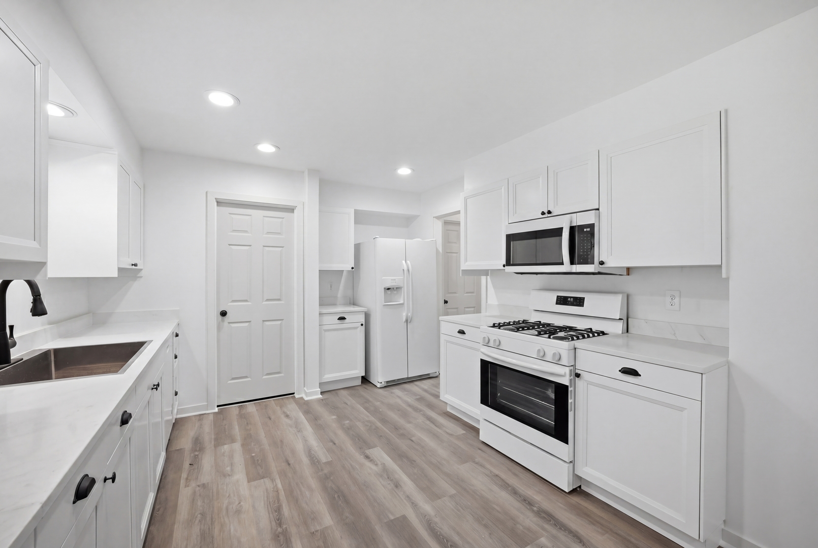 113 Andresen Court Property Photo 10