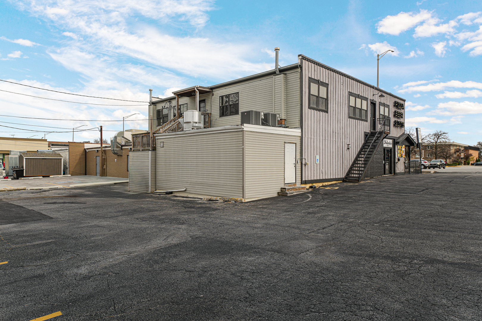 6906-6908 111th Street Property Photo 4