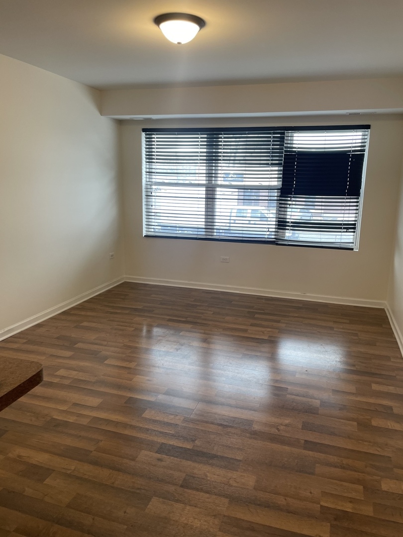 6906-6908 111th Street Property Photo 16