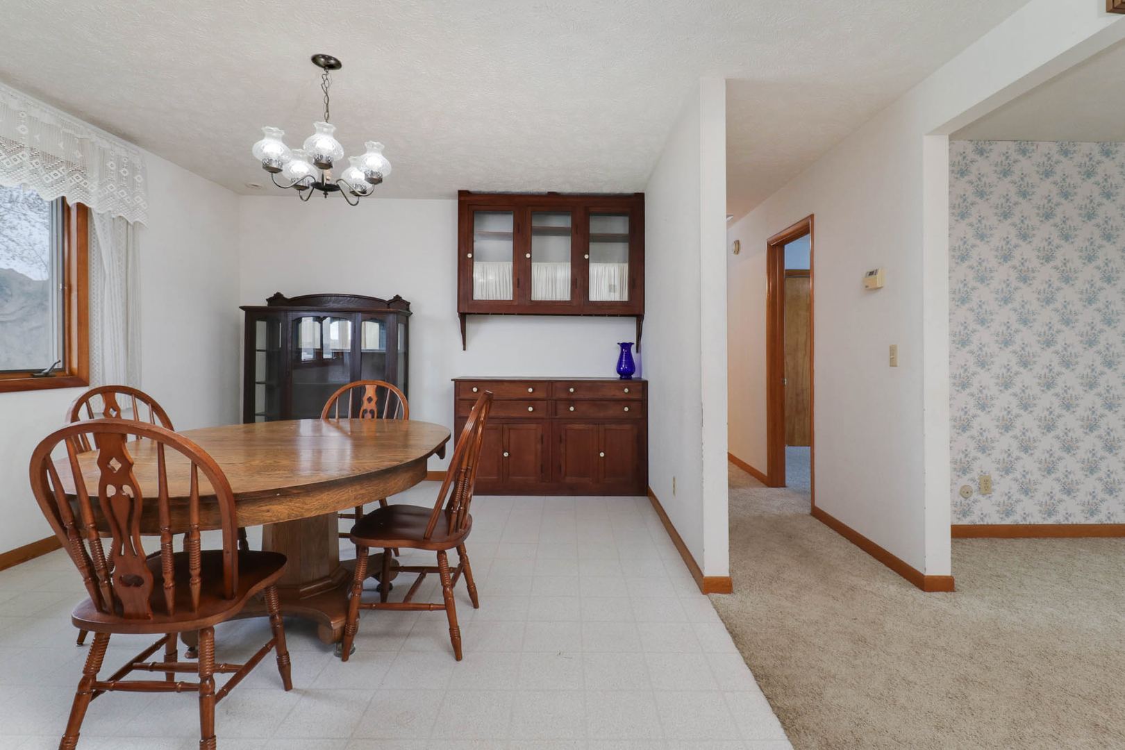 1109 W 4th Street Property Photo 10