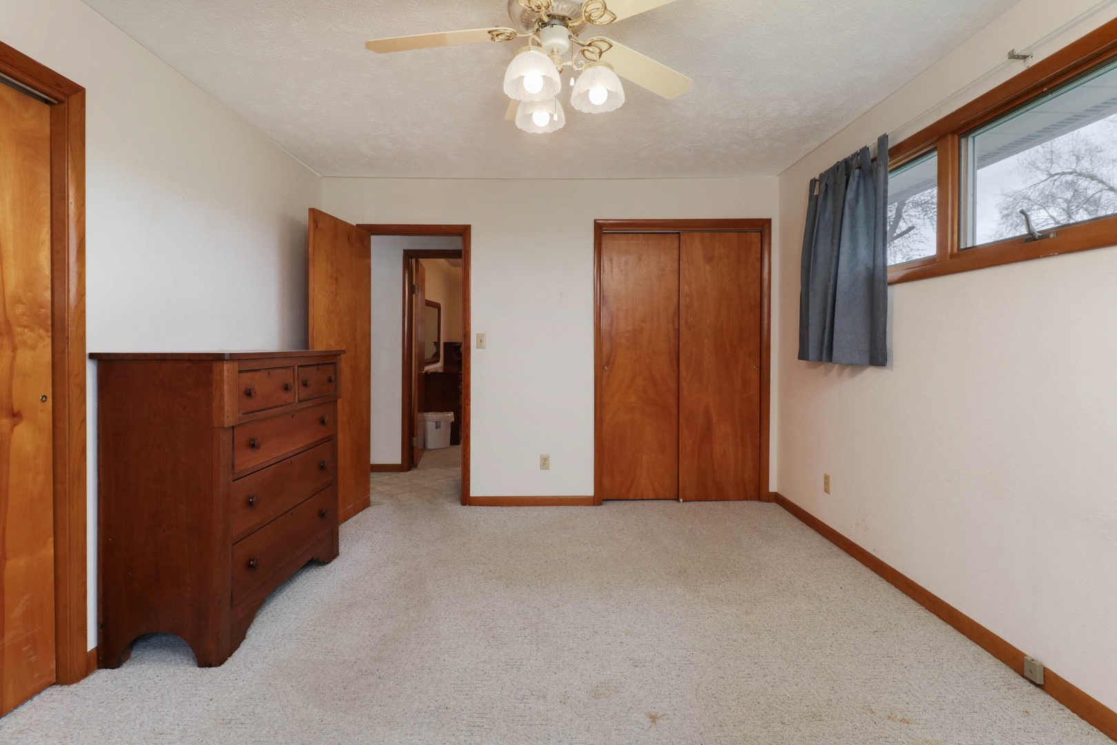 1109 W 4th Street Property Photo 29