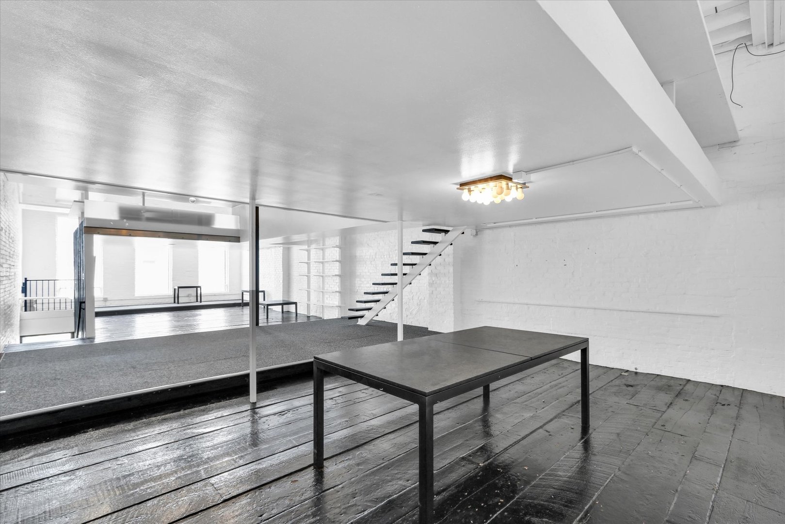 9 E University Avenue Property Photo 33