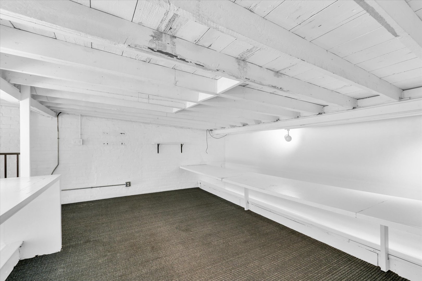 9 E University Avenue Property Photo 42