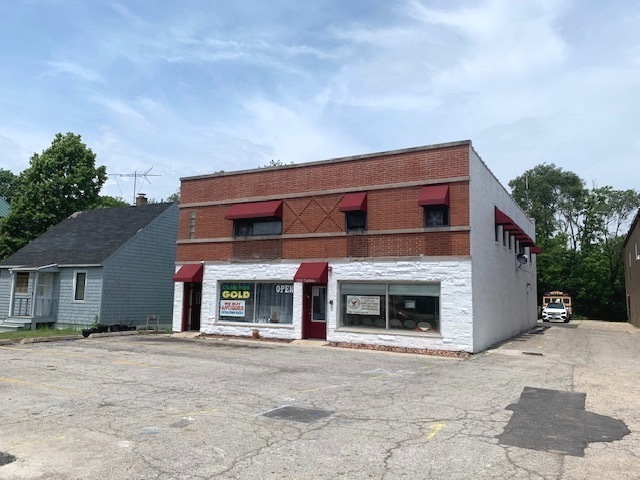 1616 Ogden Avenue Property Photo