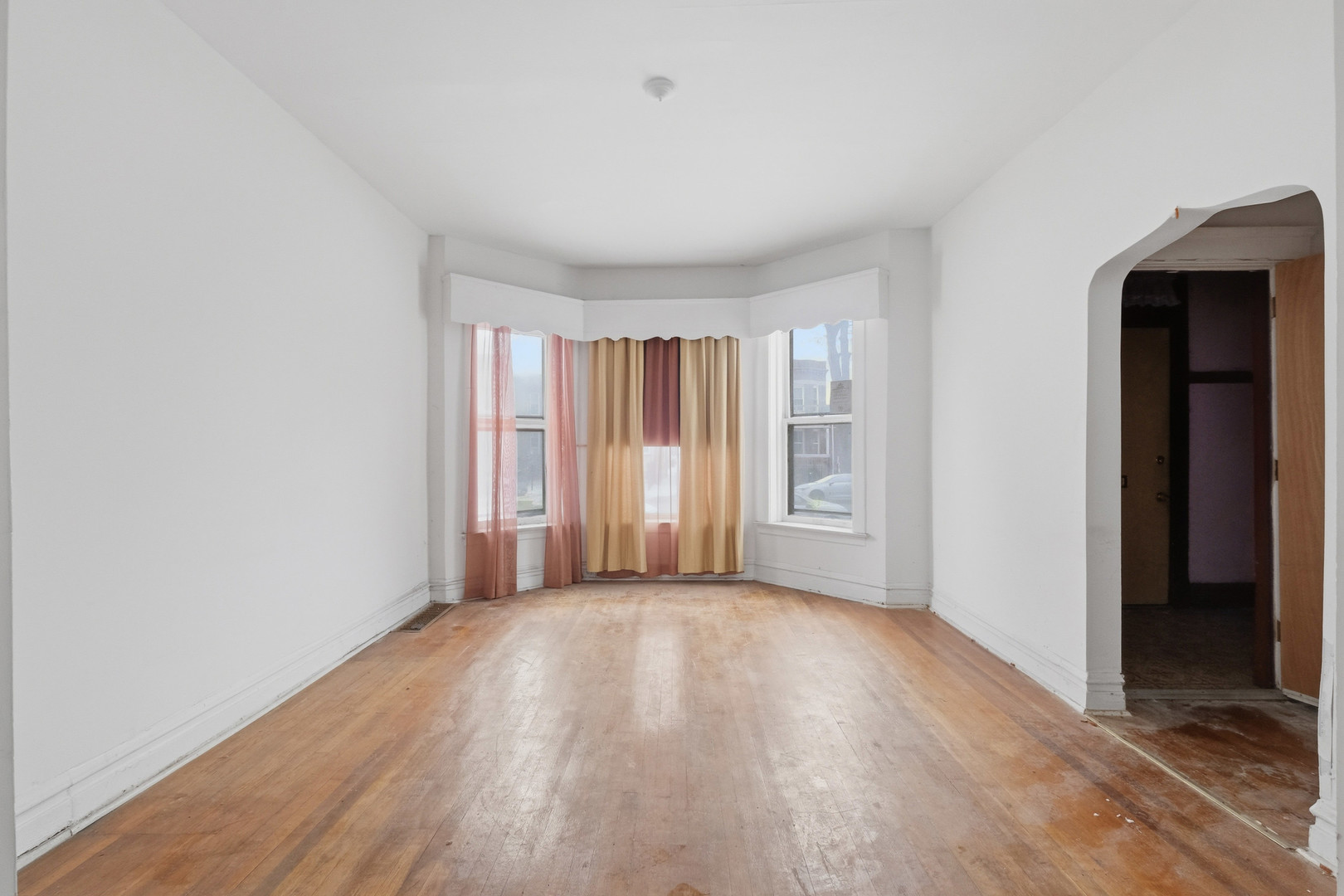 4912 W Fulton Street Property Photo 11