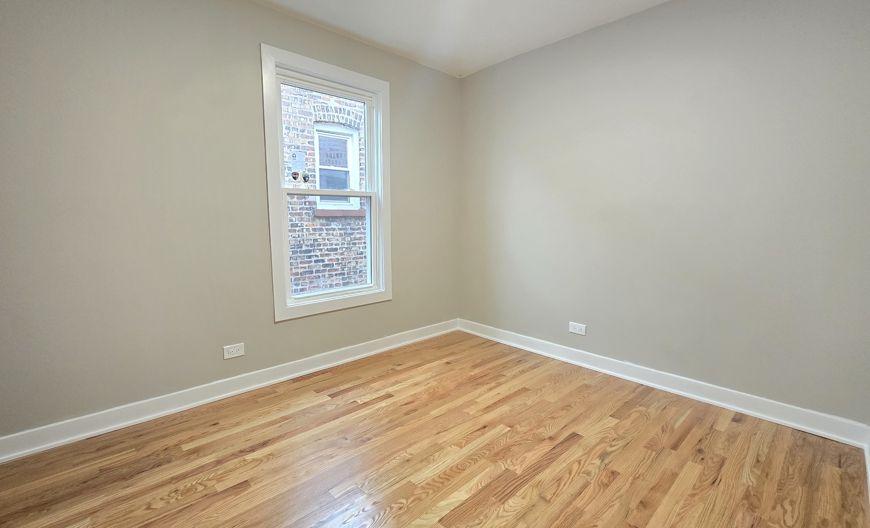 3516 W Polk Street Property Photo 8