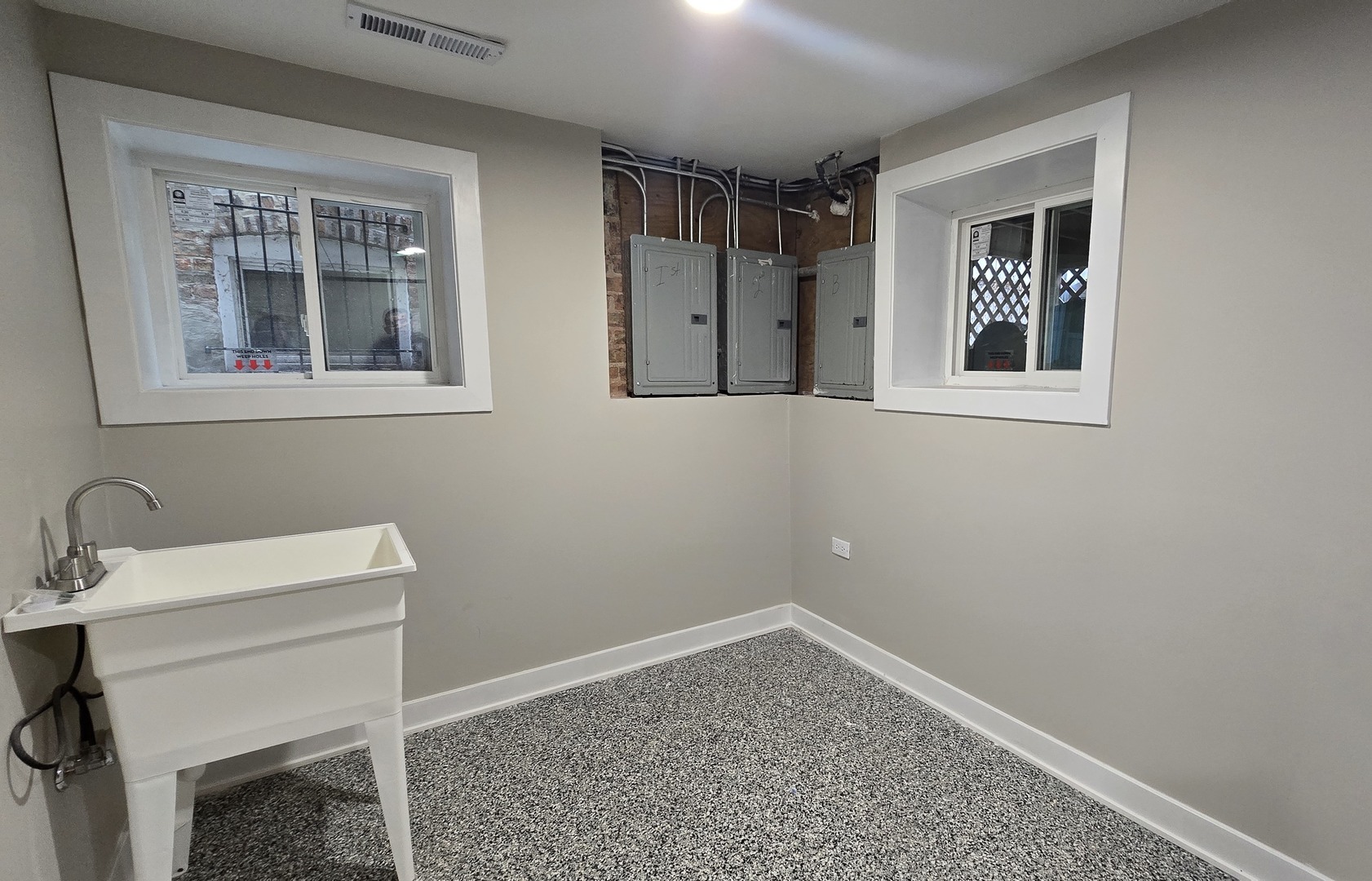3516 W Polk Street Property Photo 21