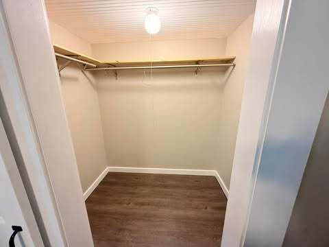 426 N Pleasant Street Property Photo 4