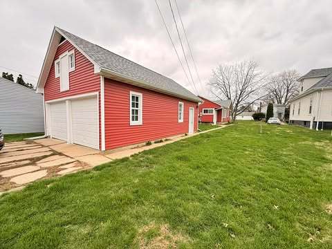 426 N Pleasant Street Property Photo 16
