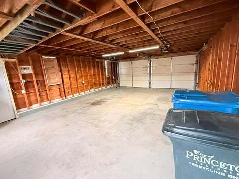 426 N Pleasant Street Property Photo 17