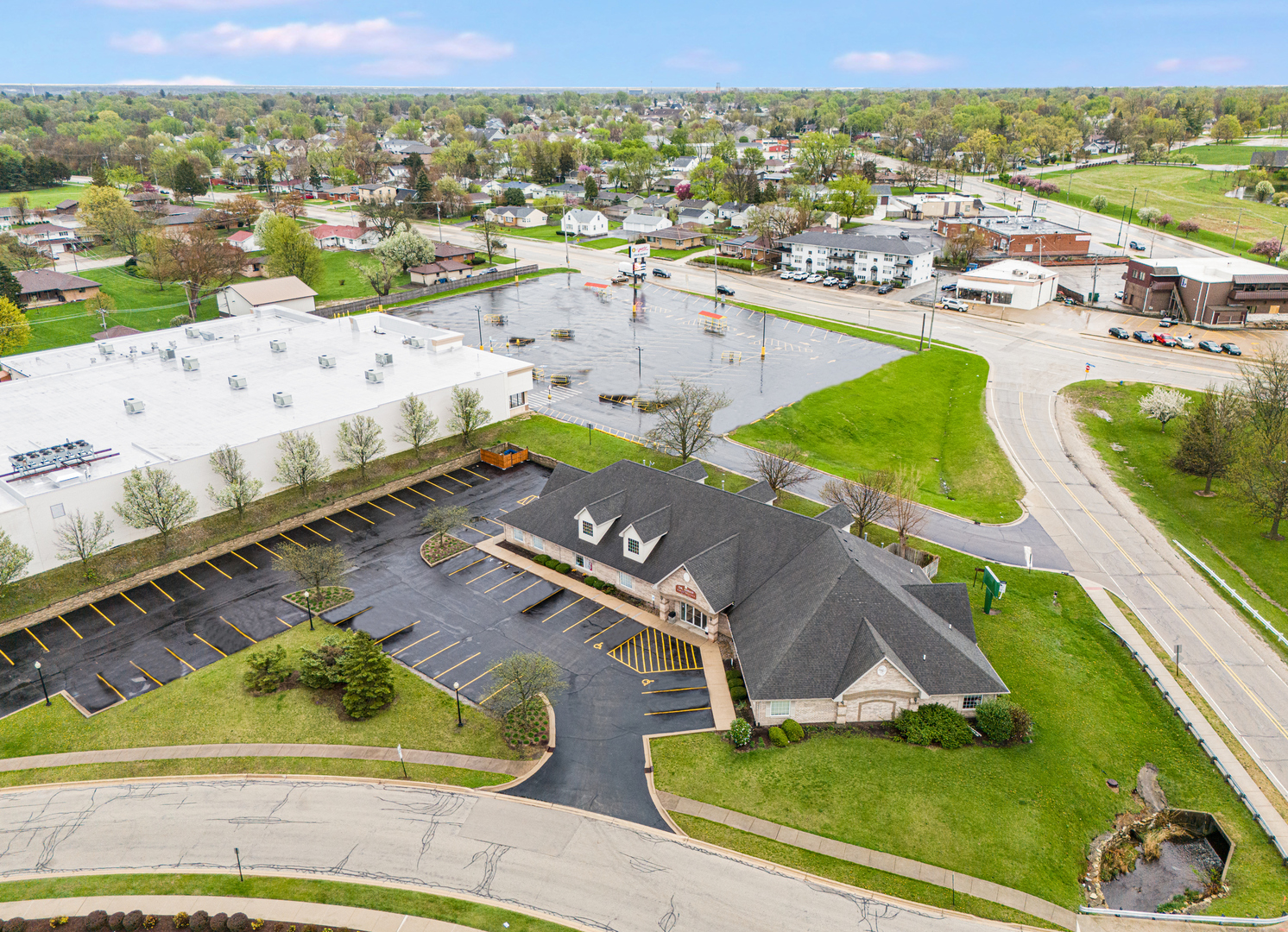 1640 Willow Circle Drive Property Photo 8