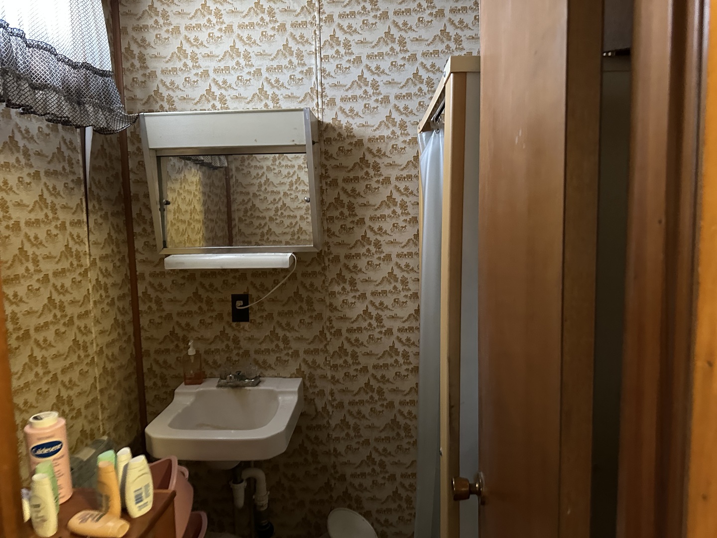 2999 Hartman Road Property Photo 7