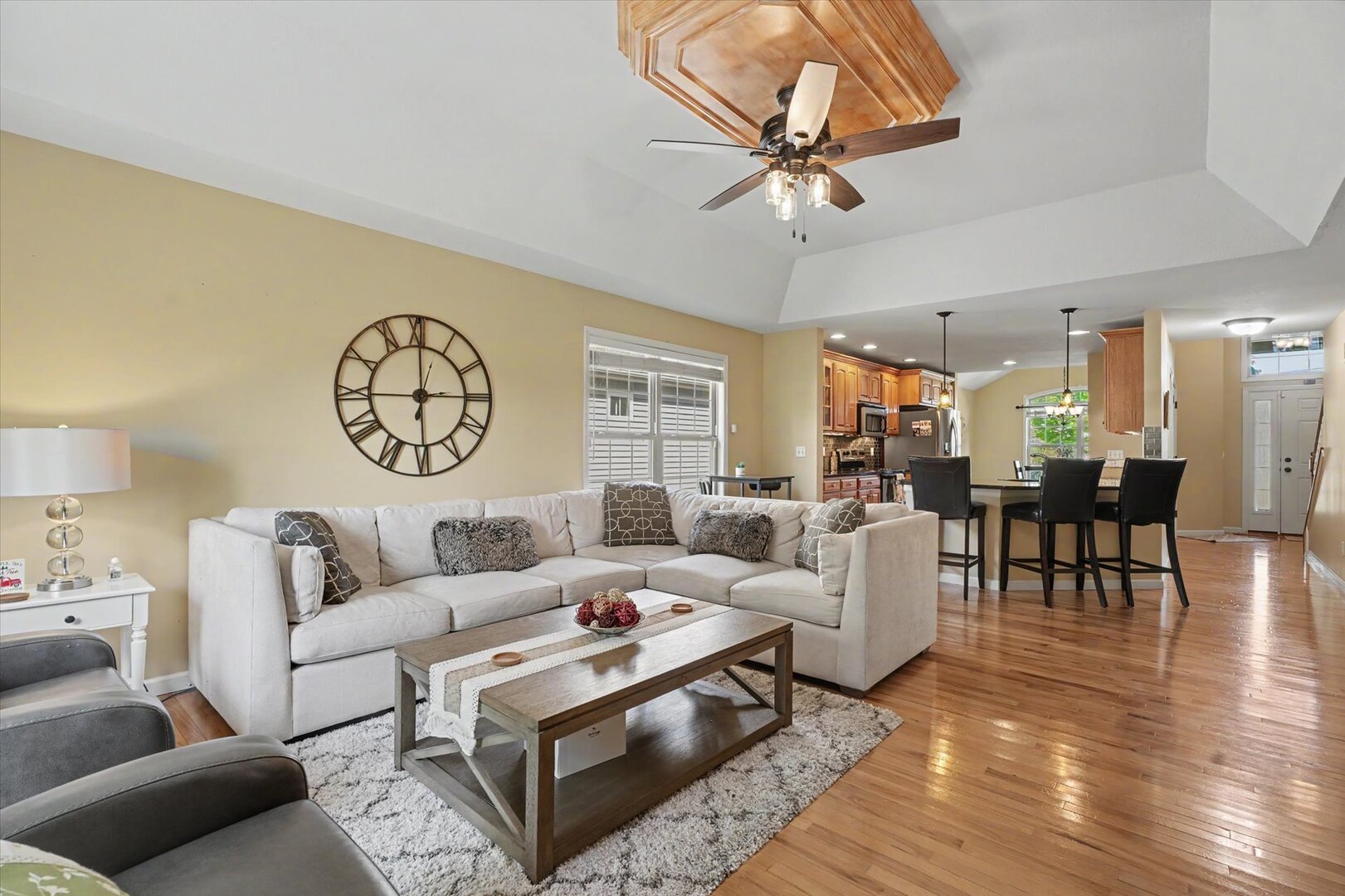 1913 Quail Run Drive Property Photo 9