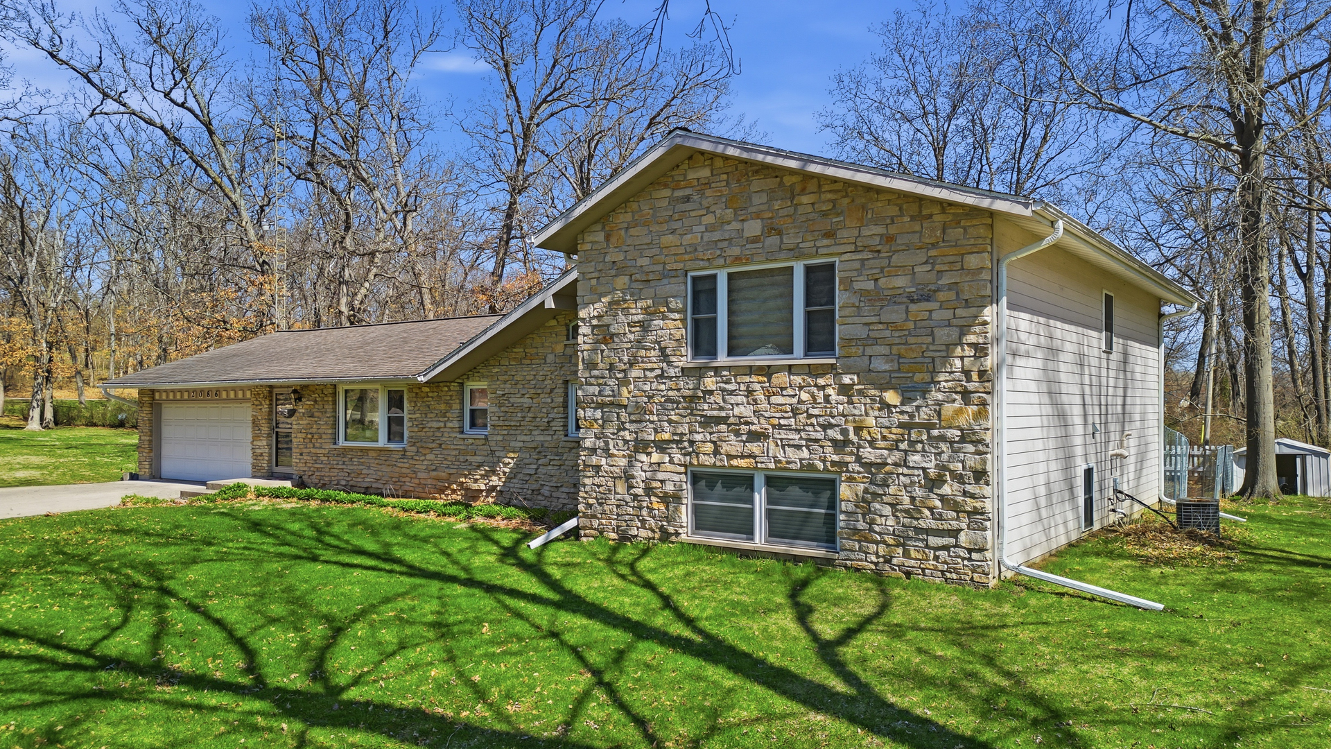 2086 Grand Detour Road Property Photo 29