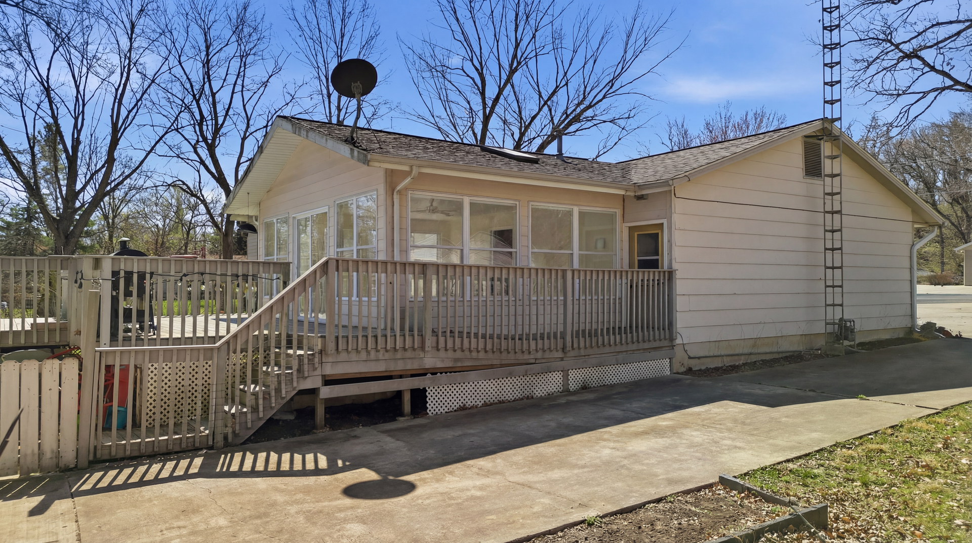 2086 Grand Detour Road Property Photo 30