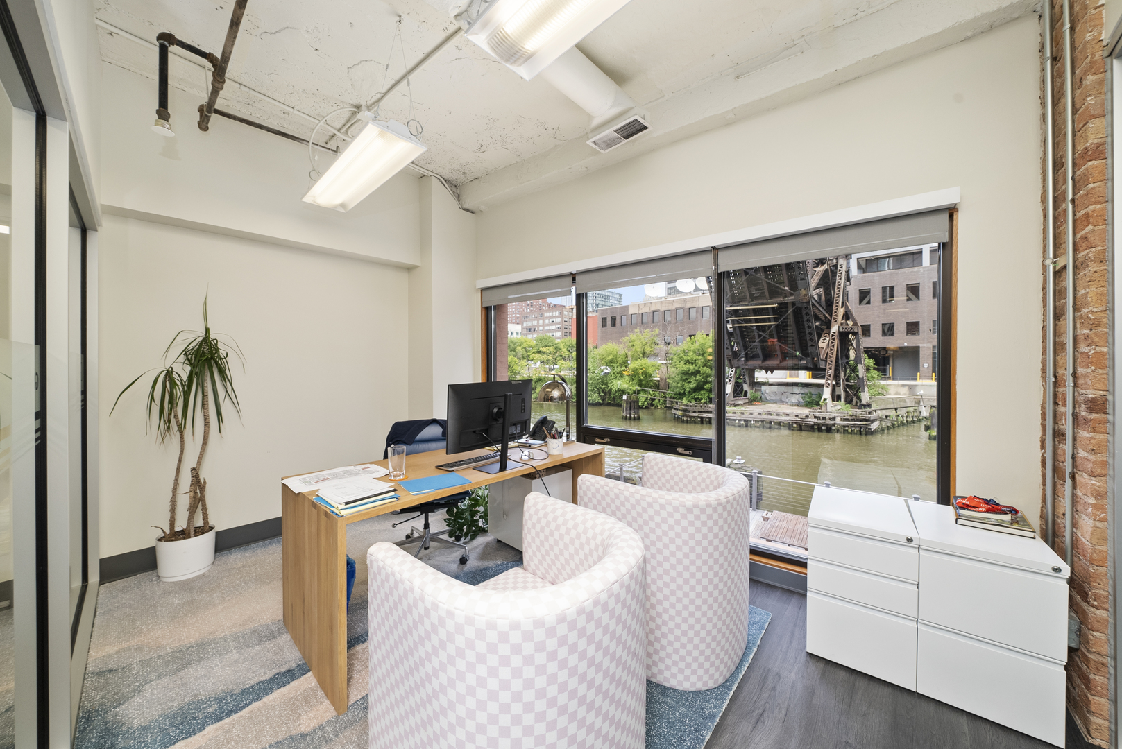 355 N Canal Street C101 Property Photo 10