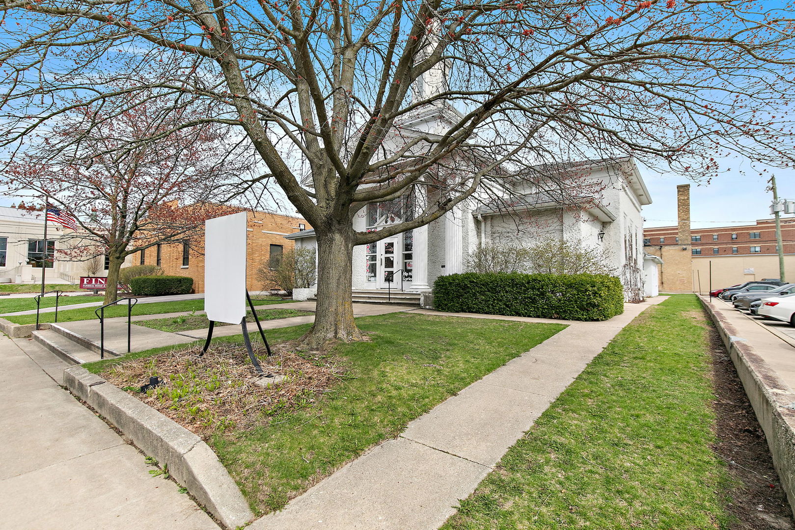 220 N 3rd Street Property Photo 5