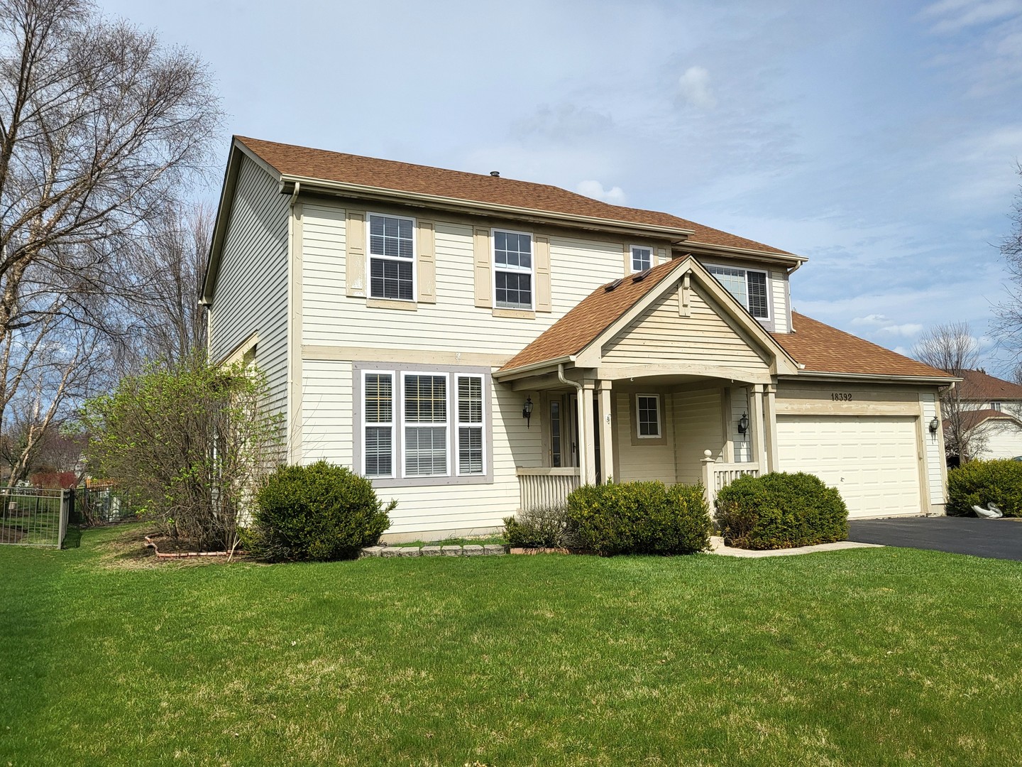 18392 Springwood Drive Property Photo 1