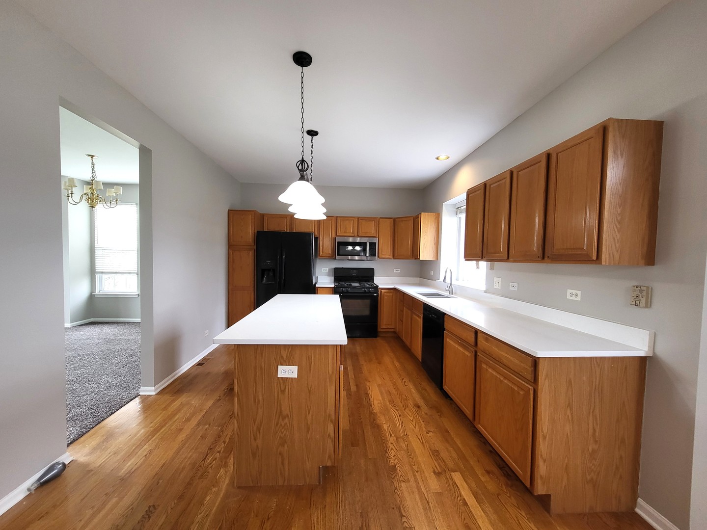 18392 Springwood Drive Property Photo 8