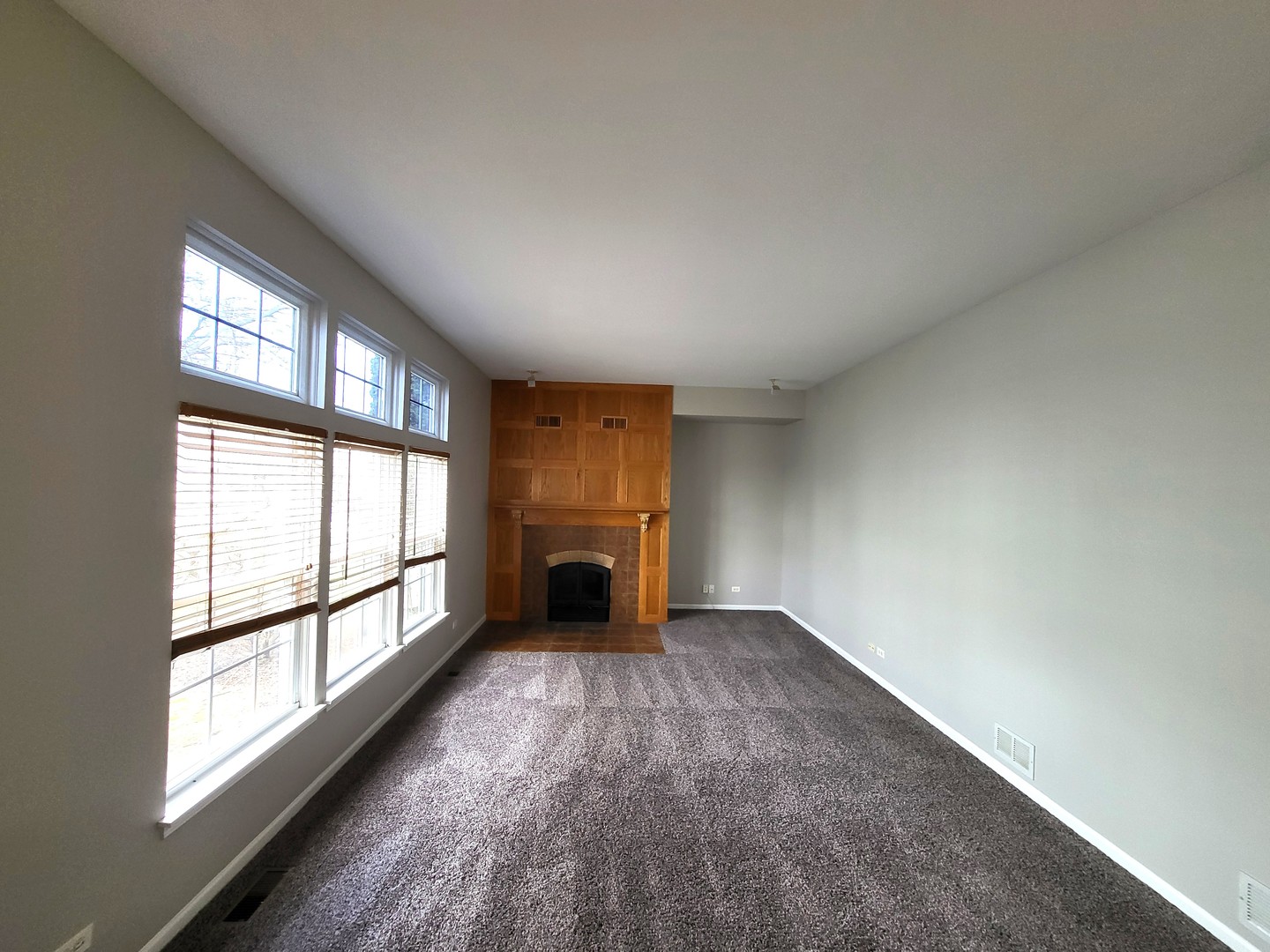 18392 Springwood Drive Property Photo 16