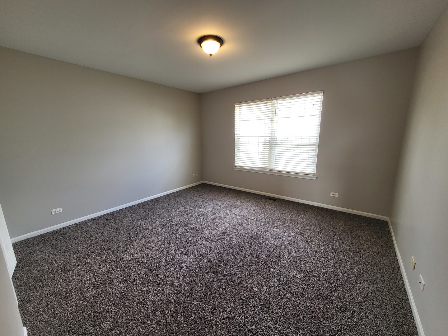 18392 Springwood Drive Property Photo 28